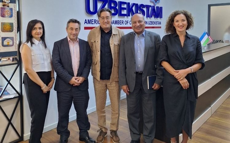Mr. Oybek Khalilov and Sir Suma Chakrabarti, Advisor to the President of Uzbekistan discussed progress of Uzbek economic reforms