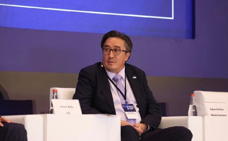 Mosaic Insurance Group CEO Oybek Khalilov Honored at AmCham Eurasian Economic Summit in Istanbul
